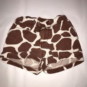 Girls 2t giraffe shorts